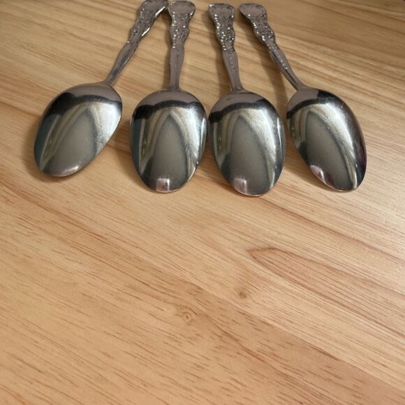 Vtg International INS154 Teaspoons Set Of 4 Solid Roses Stainless Steel Flatware - Picture 10 of 11
